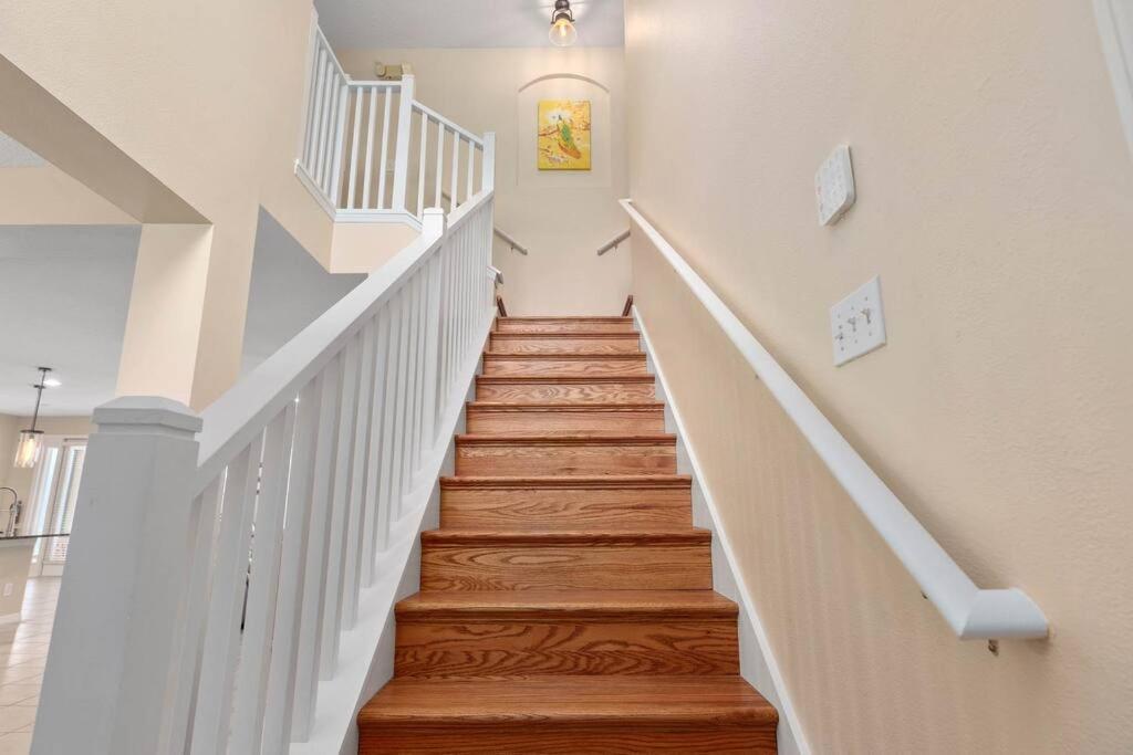 Lakeview W/8 Bedroom 5 Kingsuite 3 Miles To Disney Kissimmee Exterior photo